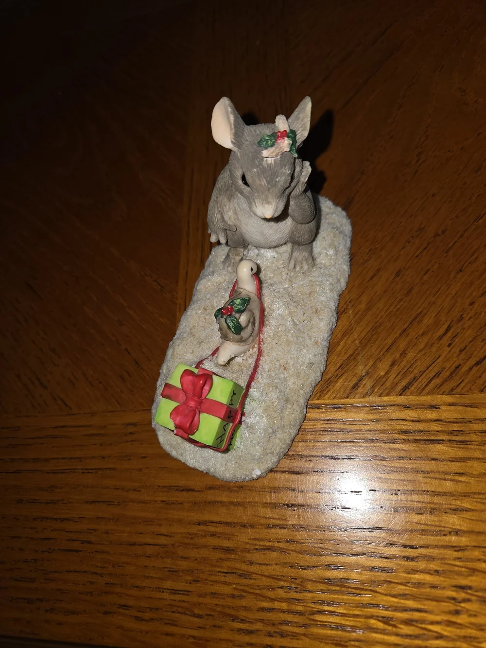 charming tails waiting for christmas